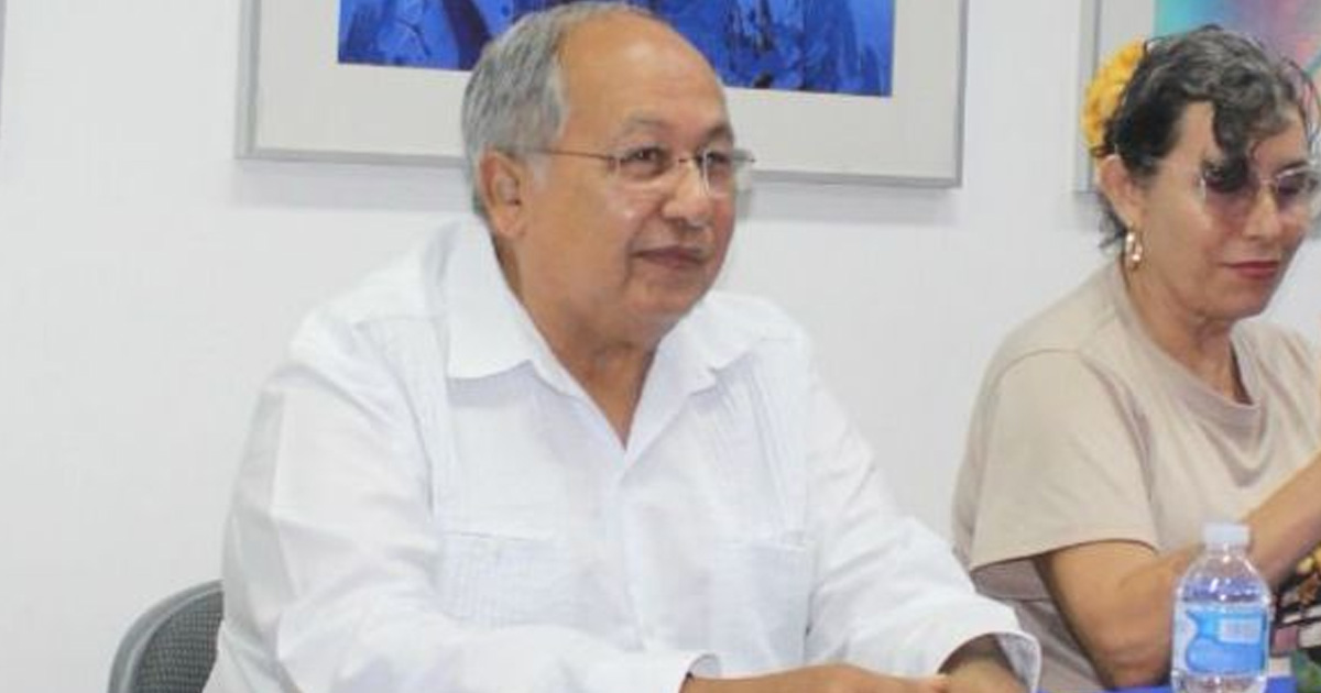 Rescatan la memoria de Poza Rica con libro que narra su origen petrolero Rescatan la memoria de Poza Rica con libro que narra su origen petrolero