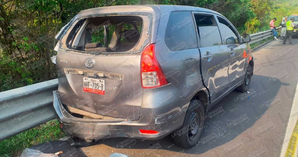 ¡Padre e hija mueren en carreterazo!