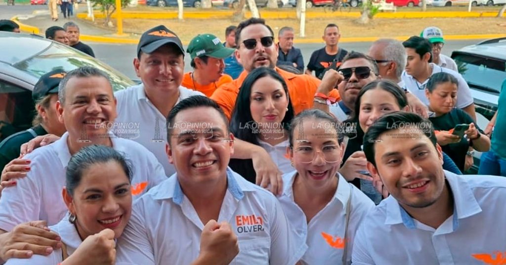 Inaugura Emilio Olvera Casa de Campaña y anuncia el rescate de Poza Rica