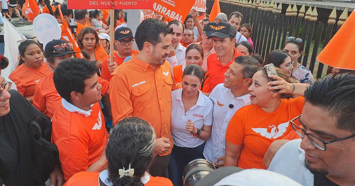 El bulevar de Veracruz se pinta de naranja con Máynez El bulevar de Veracruz se pinta de naranja con Máynez