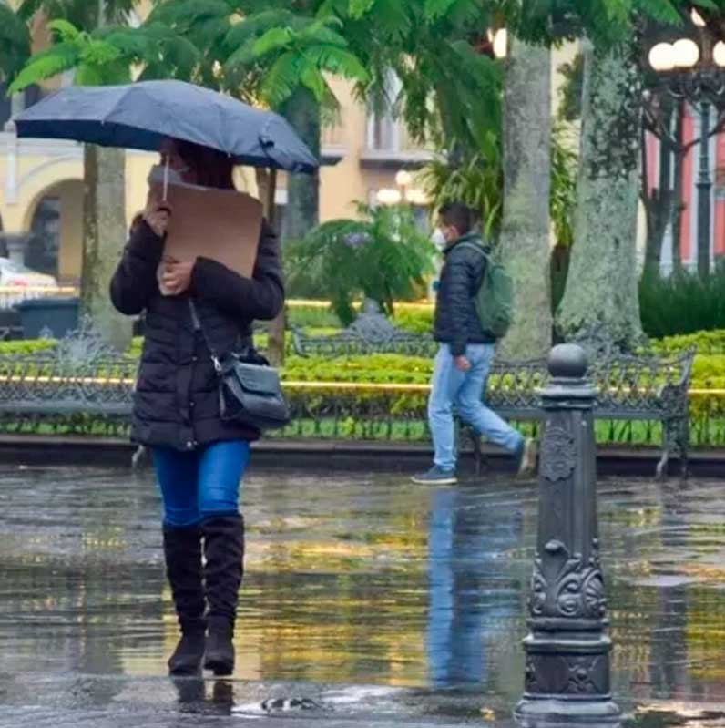 Tormenta tropical ‘Barbara’ se elevará a huracán este lunes