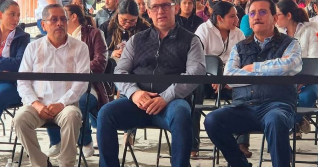 Gutiérrez Zamora, uno de los primeros municipios beneficiados con el programa Apoyo a la palabra Gutiérrez Zamora, uno de los primeros municipios beneficiados con el programa Apoyo a la palabra