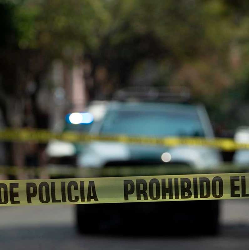 Grupo armado roba siete camionetas de agencia Grupo armado roba siete camionetas de agencia