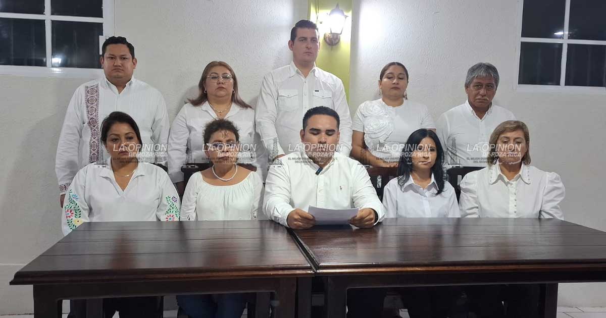 Exigen ediles remoción de alcaldesa Lilia Arrieta Exigen ediles remoción de alcaldesa Lilia Arrieta