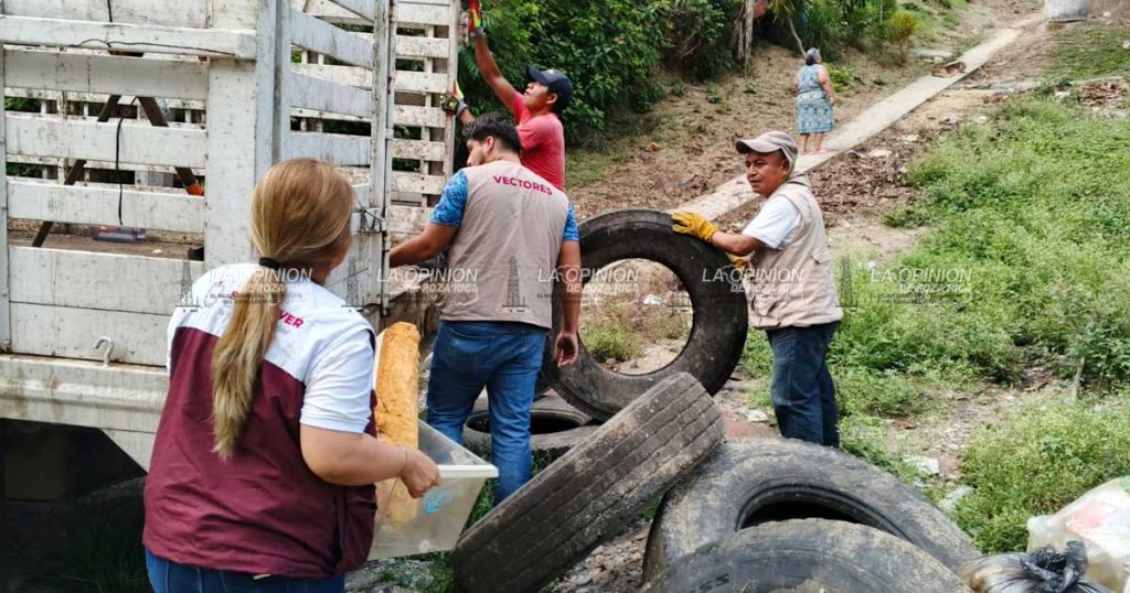 Destruyen dos toneladas de cacharros en la colonia Cristo Rey