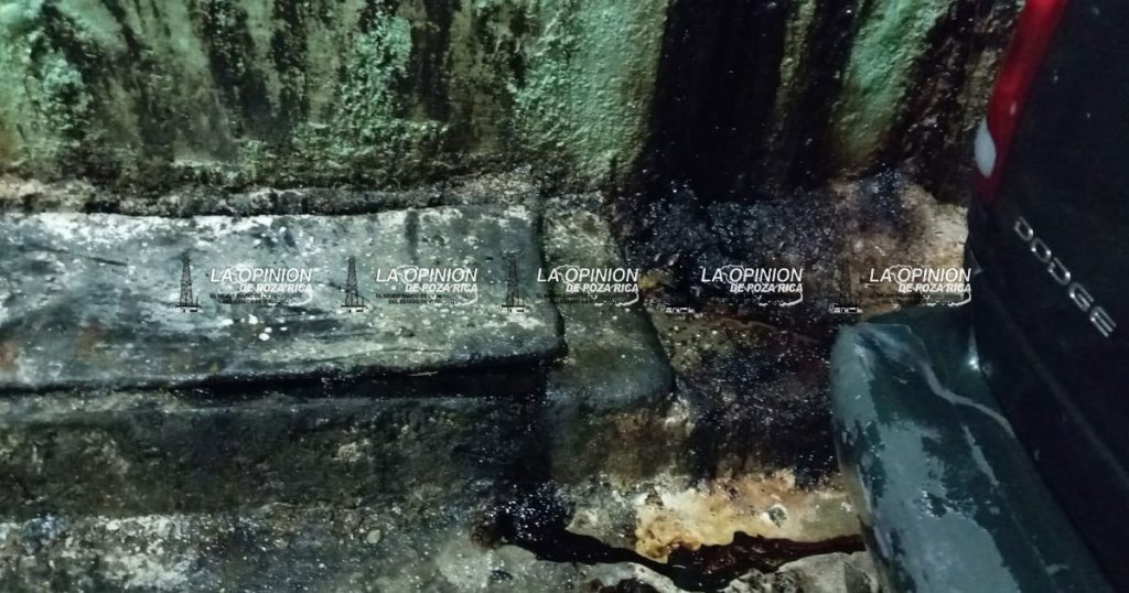 El colmo: siguen los escurrimientos de hidrocarburo en La Laredo El colmo: siguen los escurrimientos de hidrocarburo en La Laredo