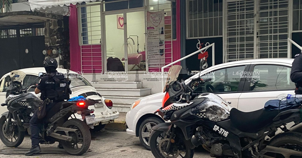 Atracan barbería en calle Seis Atracan barbería en calle Seis