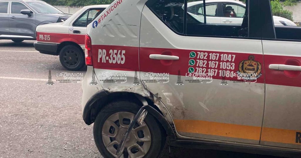 ¡Carambola de 3 vehículos! ¡Carambola de 3 vehículos!