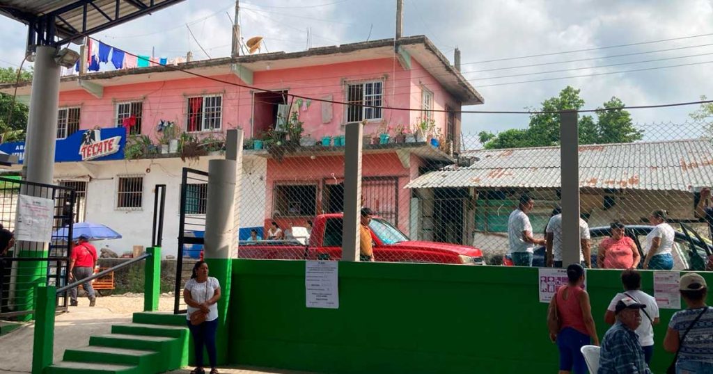 Lento y en calma se desarrolla el proceso electoral en Tecolutla