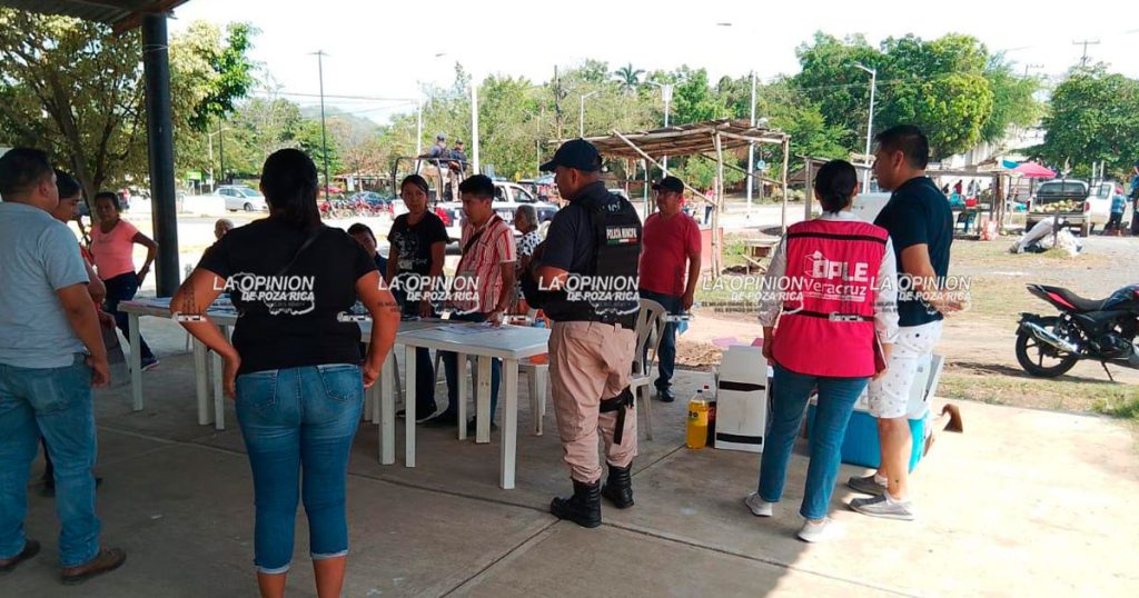 Solo incidentes menores en la apertura de casillas en Cerro Azul
