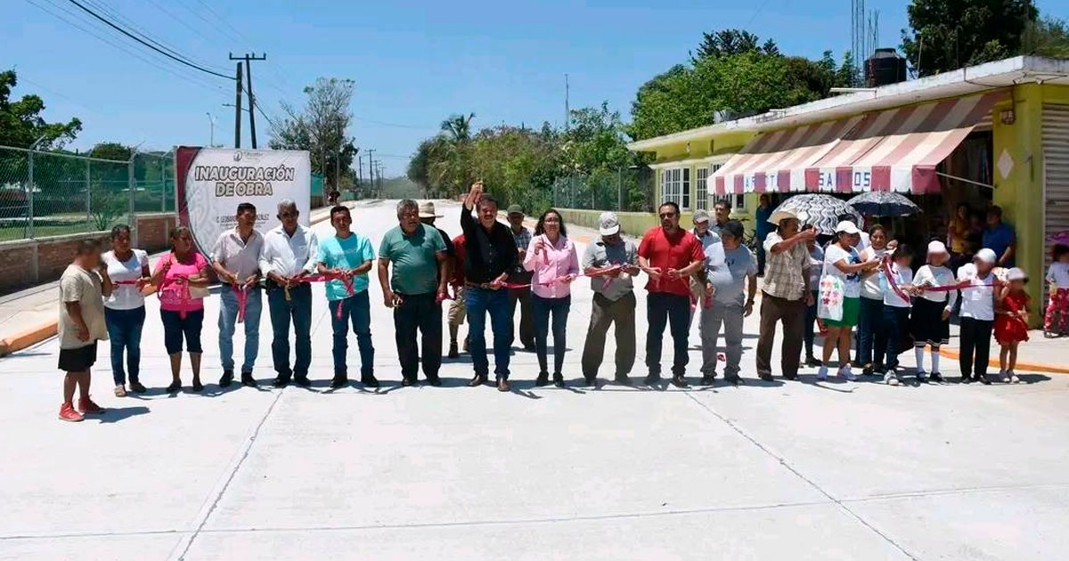 Mejores vías de enlace para las comunidades Mejores vías de enlace para las comunidades