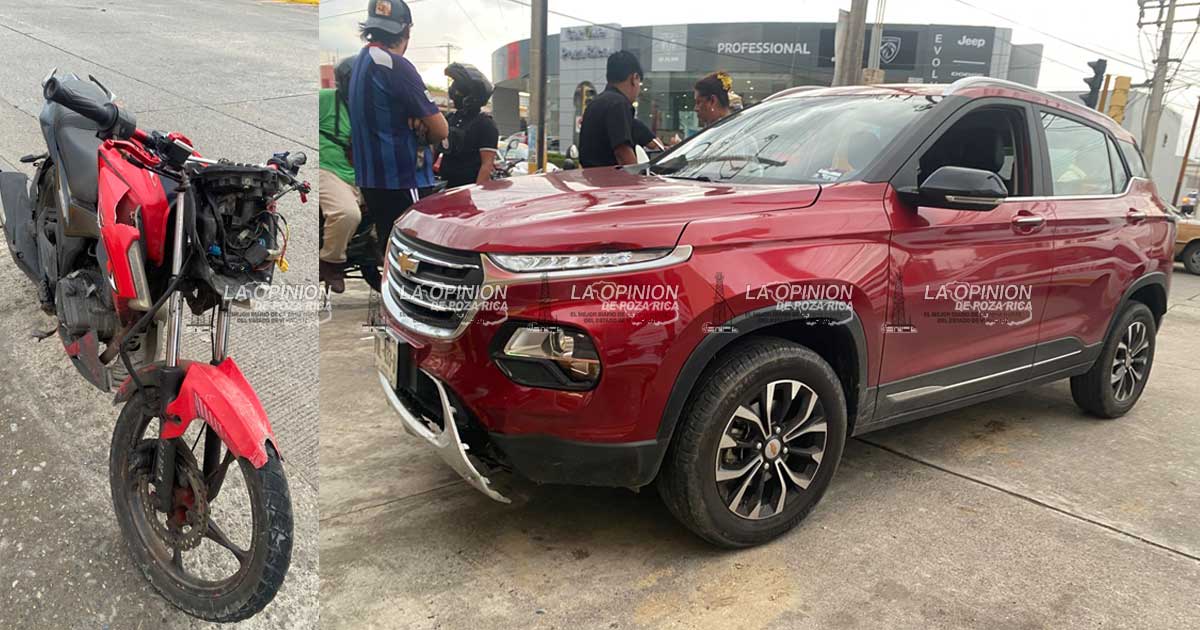 Semaforazo en calle Puebla Semaforazo en calle Puebla