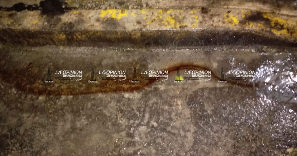 El colmo: siguen los escurrimientos de hidrocarburo en La Laredo El colmo: siguen los escurrimientos de hidrocarburo en La Laredo