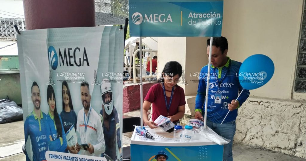 Empresa regiomontana ofrece veinte vacantes para transporte de personal Empresa regiomontana ofrece veinte vacantes para transporte de personal