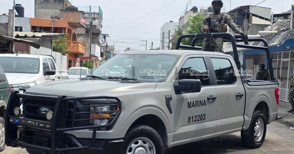 ¡Recuperan camioneta con reporte de robo!