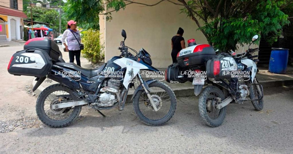 ¡La apuñalan frente a su hija! ¡La apuñalan frente a su hija!