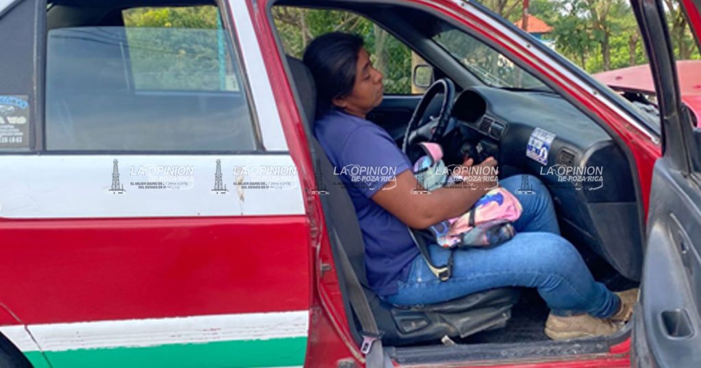 Taxi sufre choque por alcance en km 10, camioneta implicada huye del lugar Taxi sufre choque por alcance en km 10, camioneta implicada huye del lugar