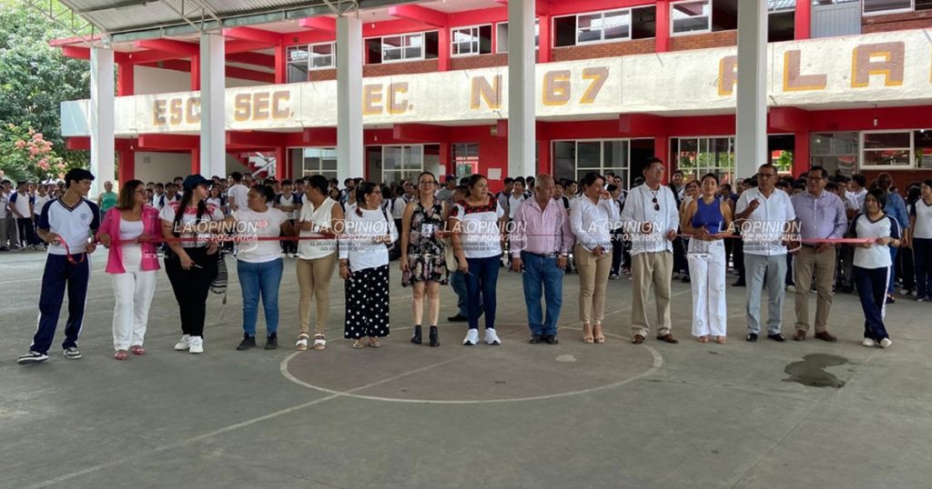 La presidenta del DIF reemplaza a la alcaldesa