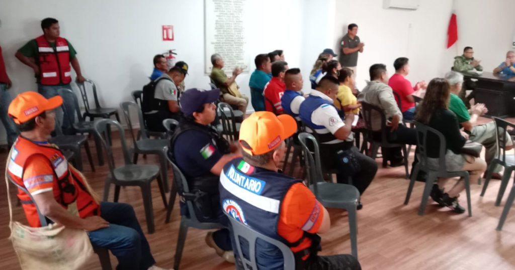 Instalan consejo de Protección Civil en Cerro Azul