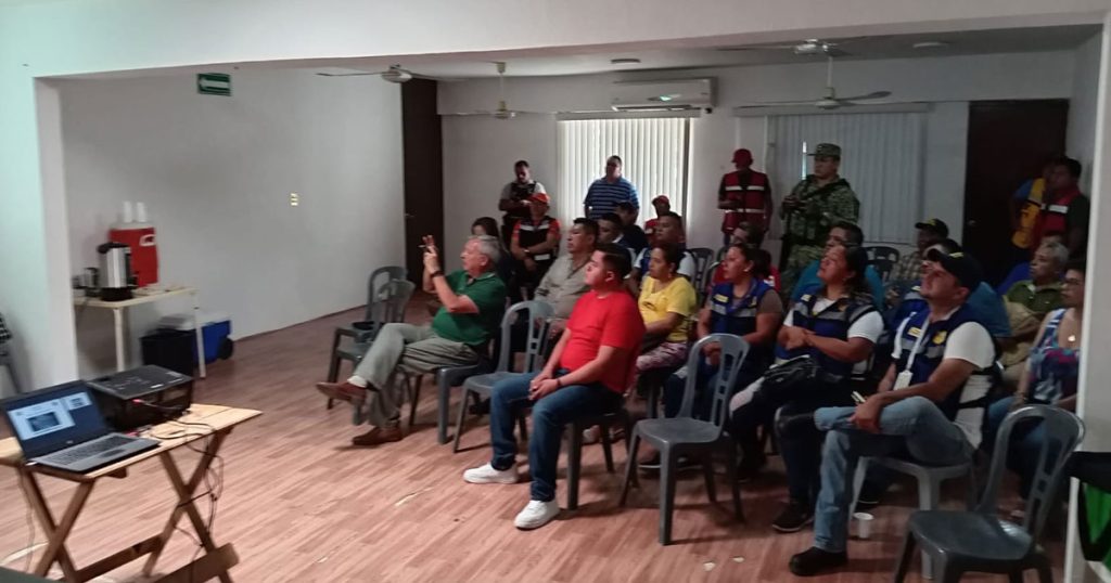 Instalan consejo de Protección Civil en Cerro Azul