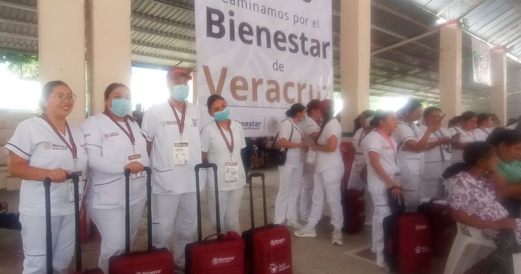 Delegación del Bienestar de Veracruz tenía un rezago de 30 mil tarjetas sin entregar