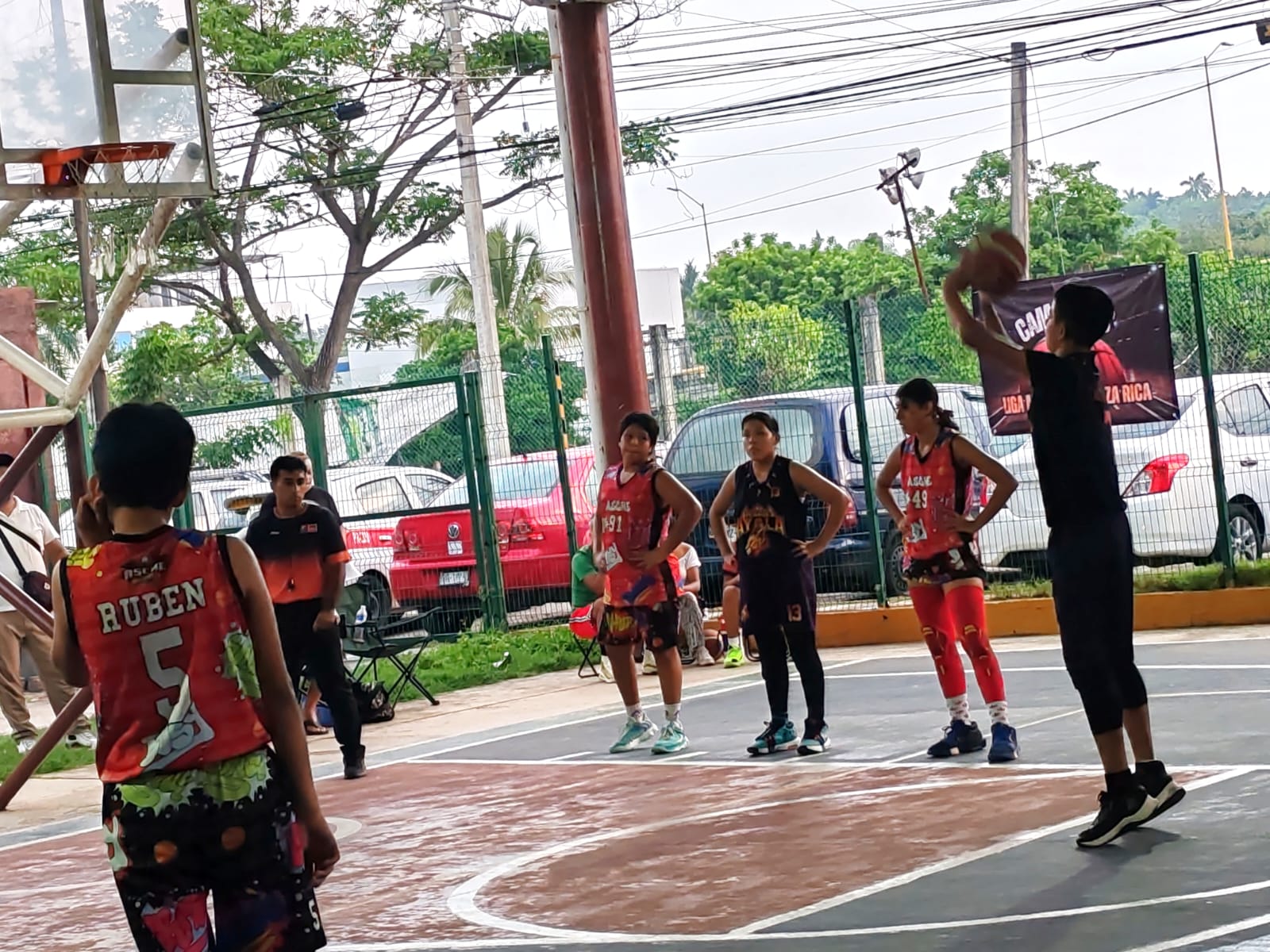 ¡Se coronan en la Liga Municipal de Baloncesto!