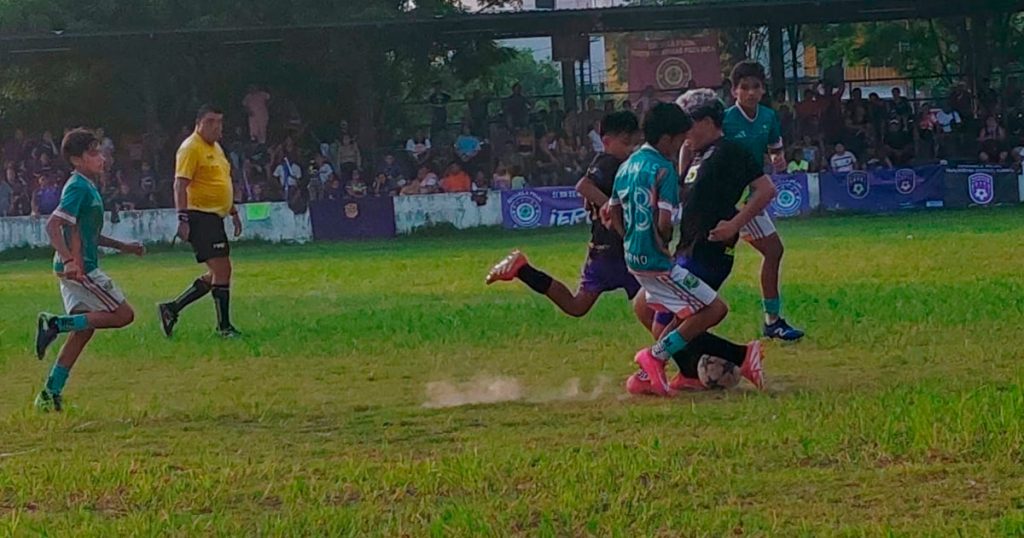 ¡Juveniles de Granjas ponen la cereza en el pastel! ¡Juveniles de Granjas ponen la cereza en el pastel!