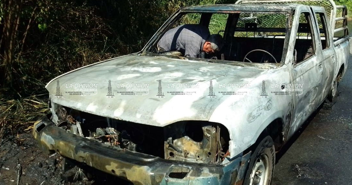 Se incendia camioneta de sacerdote Se incendia camioneta de sacerdote