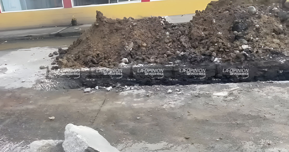 Arranca la rehabilitación del drenaje colapsado en avenida Papantla Arranca la rehabilitación del drenaje colapsado en avenida Papantla