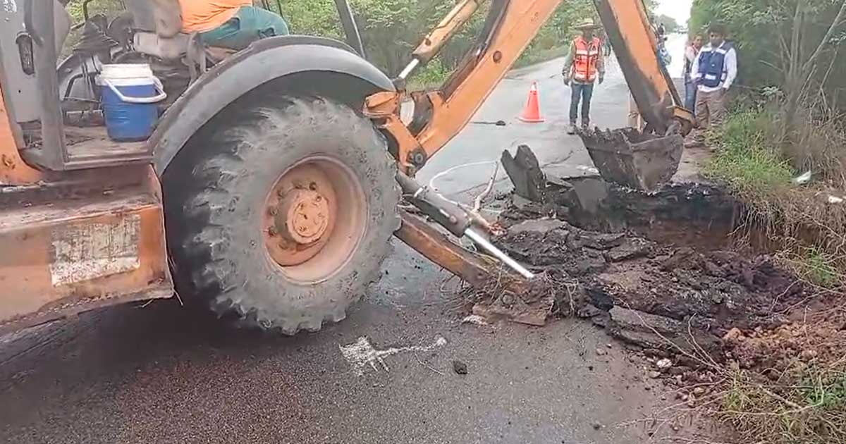 Se hunden tramos carreteros de Pánuco a Tempoal Se hunden tramos carreteros de Pánuco a Tempoal