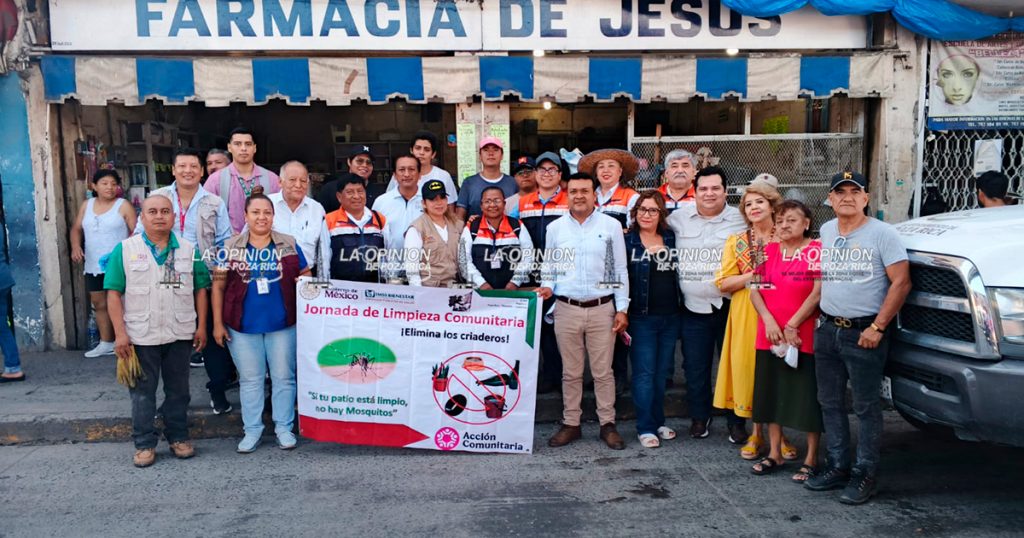 Descacharrizan el mercado Poza Rica contra el dengue Descacharrizan el mercado Poza Rica contra el dengue