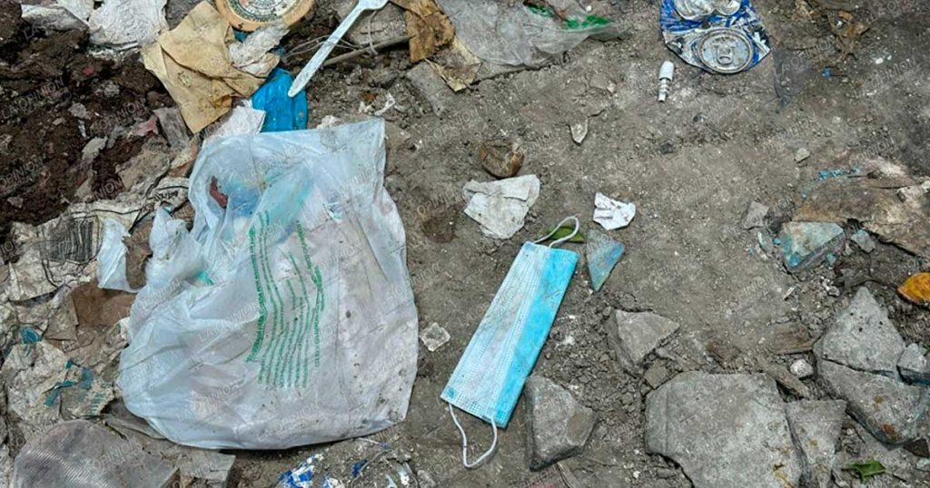 Basurero clandestino a un costado de las instalaciones del IMSS Basurero clandestino a un costado de las instalaciones del IMSS