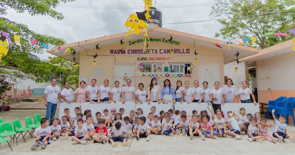 Adanely Rodríguez reafirma su compromiso con la transformación y la educación en Poza Rica Adanely Rodríguez reafirma su compromiso con la transformación y la educación en Poza Rica