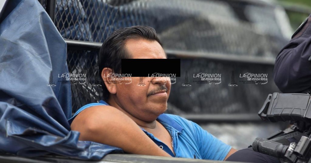 ¡Circulaban como si nada… pero la camioneta era robada! ¡Circulaban como si nada… pero la camioneta era robada!