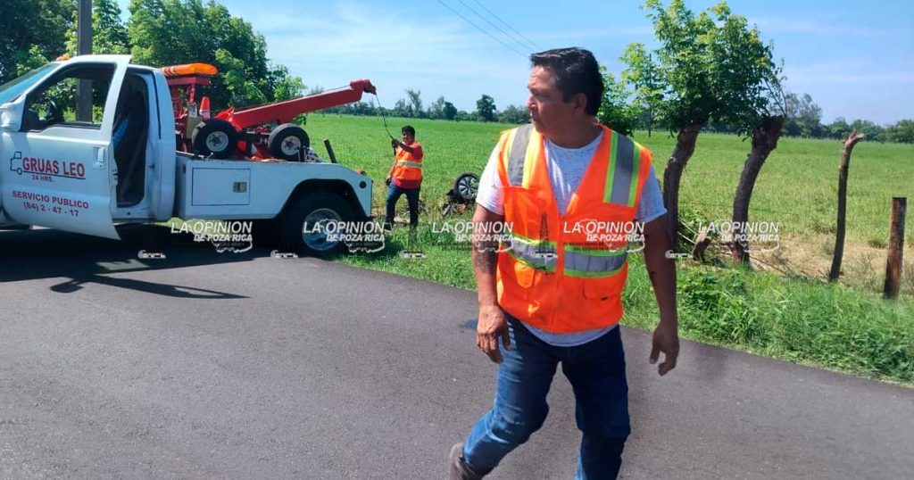 Se vuelca carro en tramo carretero Gutiérrez Zamora-Tecolutla