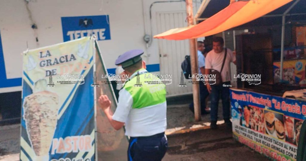 Realiza Tránsito del Estado operativo y retira objetos “aparta-espacios” Realiza Tránsito del Estado operativo y retira objetos “aparta-espacios”