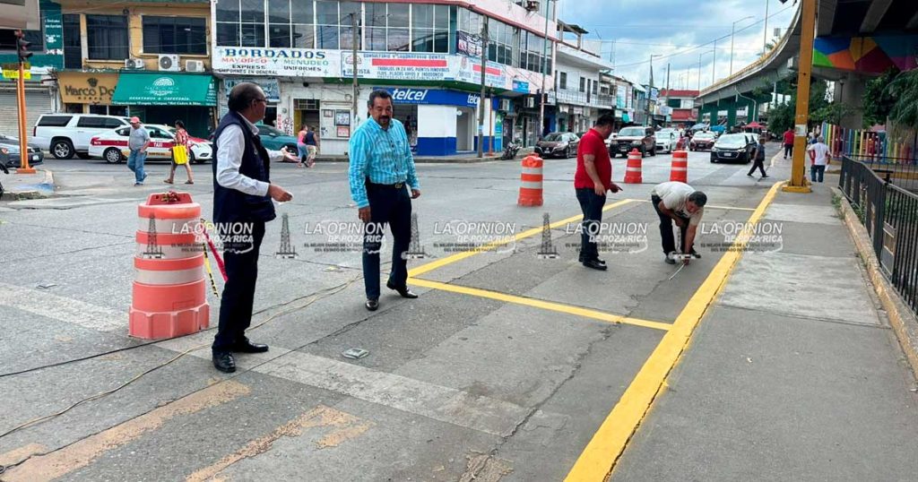 Crean estacionamiento de motocicletas sobre el bulevar Ruiz Cortines Crean estacionamiento de motocicletas sobre el bulevar Ruiz Cortines