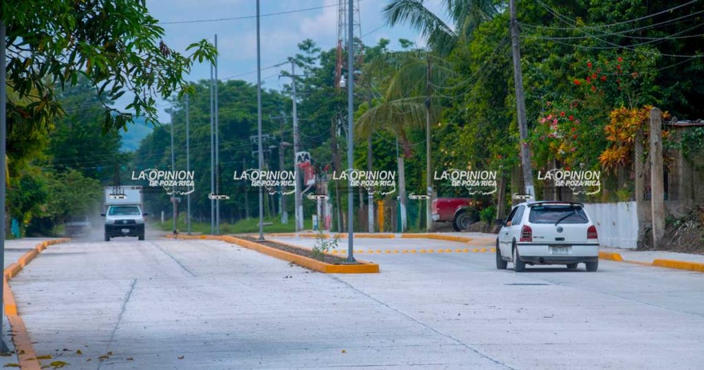 Concluye pavimentación del Bulevar Los Pinos Concluye pavimentación del Bulevar Los Pinos