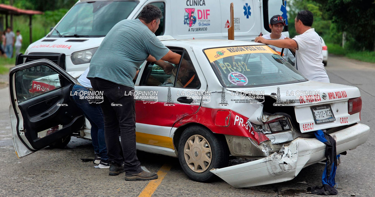 Carreterazo en la México–Tuxpan Carreterazo en la México–Tuxpan