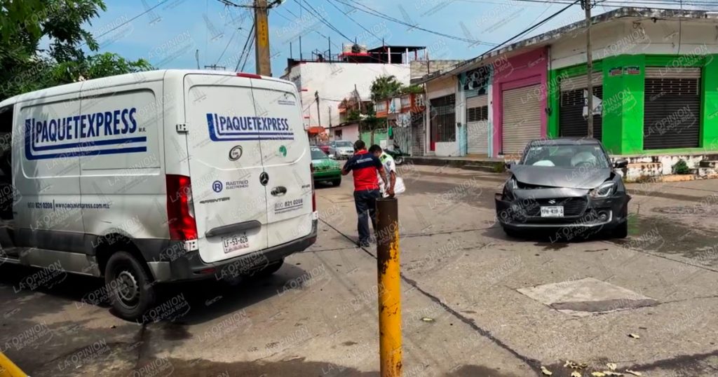 ¡Paquete exprés… pero al choque! ¡Paquete exprés… pero al choque!