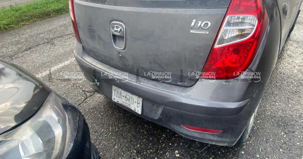 Tres vehículos involucrados en carambola Tres vehículos involucrados en carambola