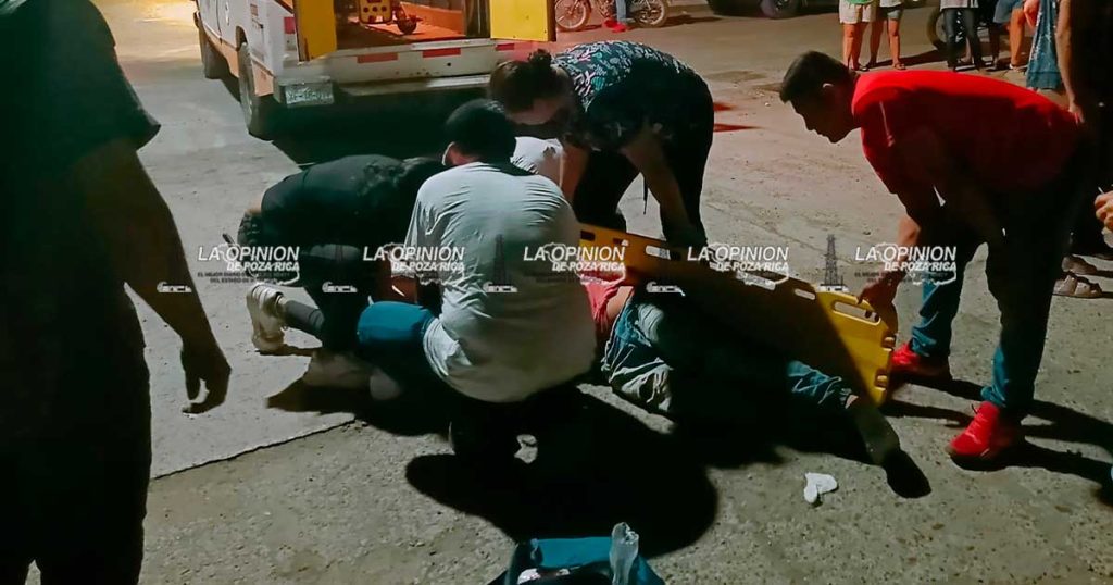 Motociclista lesionado en aparatoso accidente vial Motociclista lesionado en aparatoso accidente vial