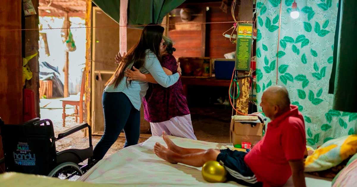 Adanely llega al corazón con acciones reales Adanely llega al corazón con acciones reales