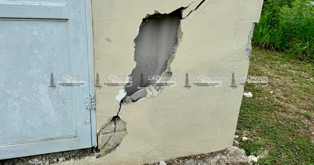 Perforaron la pared para saquear la iglesia Perforaron la pared para saquear la iglesia