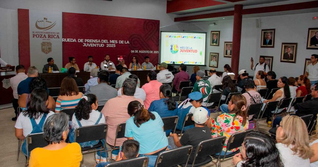 Celebran juventudes en Poza Rica Celebran juventudes en Poza Rica