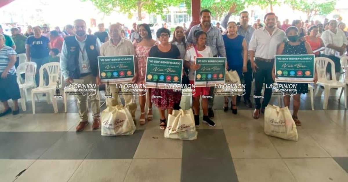 Entregan apoyo alimentario por reasignación a 150 familias Entregan apoyo alimentario por reasignación a 150 familias