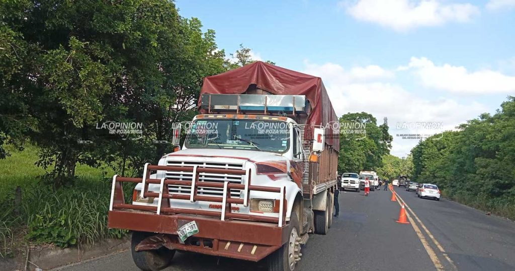 Seis lesionados en aparatoso choque Seis lesionados en aparatoso choque