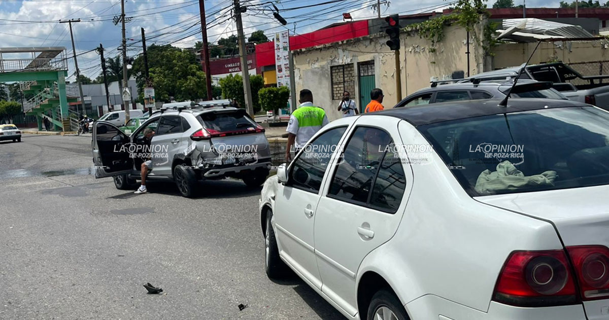 Choque múltiple en el Central Poniente Choque múltiple en el Central Poniente