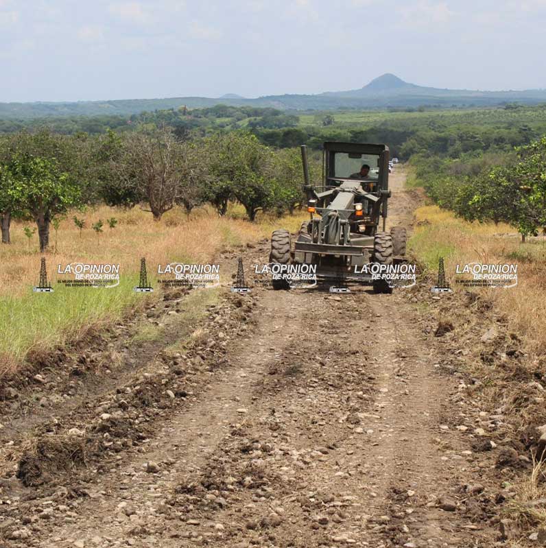 Ejército mejora accesos a huertas en comunidades Ejército mejora accesos a huertas en comunidades