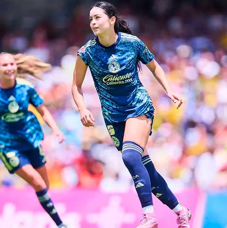 América Femenil vence a Pumas en duelo América Femenil vence a Pumas en duelo